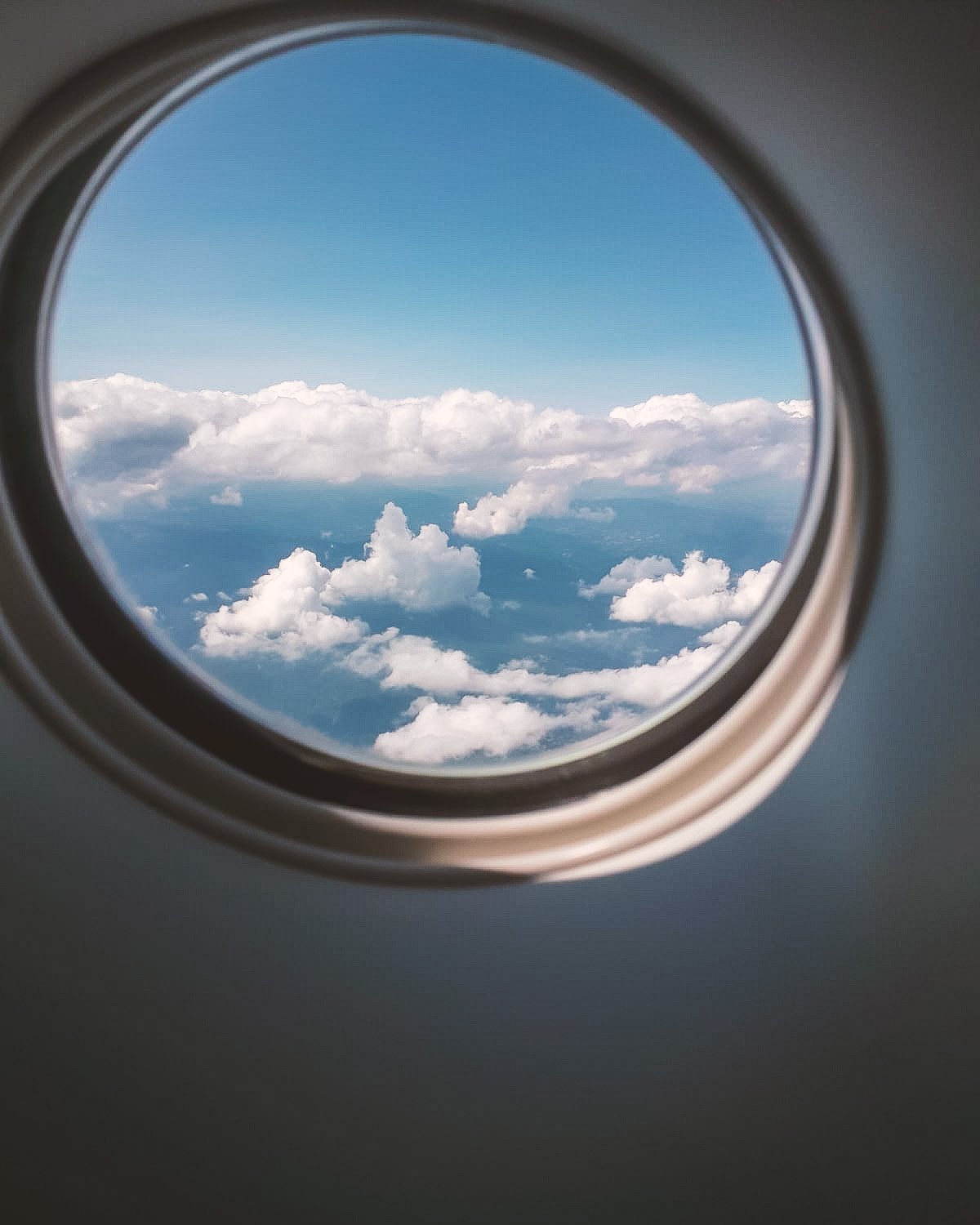 Finestrino volo aereo bambini con Ryanair